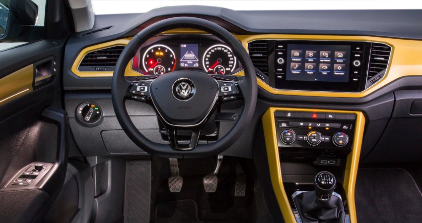 VOLKSWAGEN T ROC 41