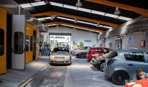 Φανοποιείο αυτοκινήτων στη Νέα Σμύρνη Mr. France