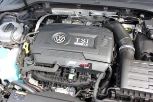Volkswagen Golf R 400 hp by ΑΒΤ με 300+ χλμ./ώρα τελικής!