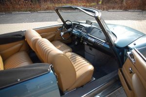 Εξαιρετικά σπάνια και κούκλα Citroen DS 21 Decapotable