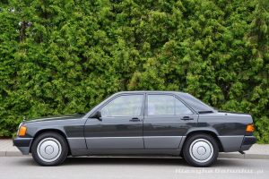 Ξεχασμένη Mercedes 190D με μόνο 3.546 χλμ. σε τιμή σοκ!