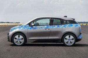 Η BMW i3 που «καίει» 1 ευρώ αποκαλύπτεται
