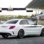 Νέα αξεσουάρ AMG για πιο σπορ εμφάνιση στη Mercedes C-Class