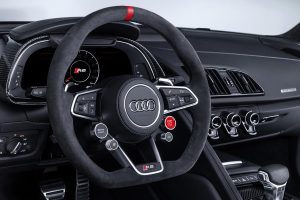 Νέα σπορ αξεσουάρ Audi Sport Performance για τα Audi TT και R8