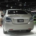 Το νέο παγκόσμιο σεντάν Mitsubishi G4