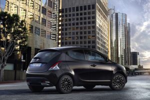Τιμές Lancia Ypsilon Elefantino και Momodesign