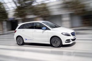Ανανεωμένη Mercedes B-Class και σε πιο σπορτίφ AMG Line
