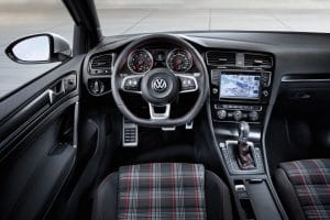 Πρεμιέρα για το νέο VW Golf GTI σε λίγες μέρες