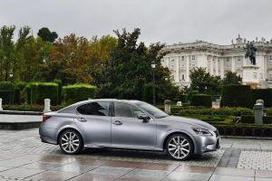 Νέο Lexus GS 300h με 4,7 λτ./100 χλμ. κατανάλωση