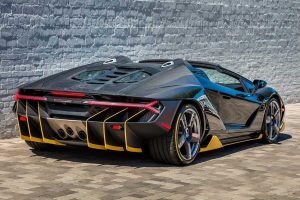 Παραδόθηκε η πρώτη Lamborghini Centenario Roadster