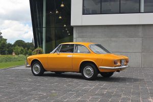 Alfa Romeo Giulia 1600 Sprint GT του 1968 με μόλις 28.096 χλμ.!