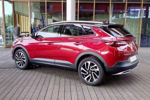 Πρώτη επαφή στο Μιλάνο με το Opel Grandland Χ