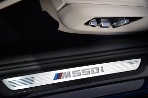 Νέα BMW M550i xDrive με καλύτερες επιδόσεις από M5!