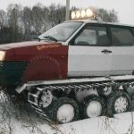 Lada Samara φόρεσε ερπύστριες και μετατράπηκε σε τανκς!