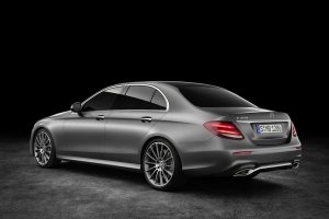 Η νέα Mercedes E-Class αποκαλύπτεται πριν την πρεμιέρα