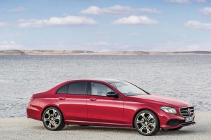 Η νέα Mercedes E-Class αποκαλύπτεται πριν την πρεμιέρα