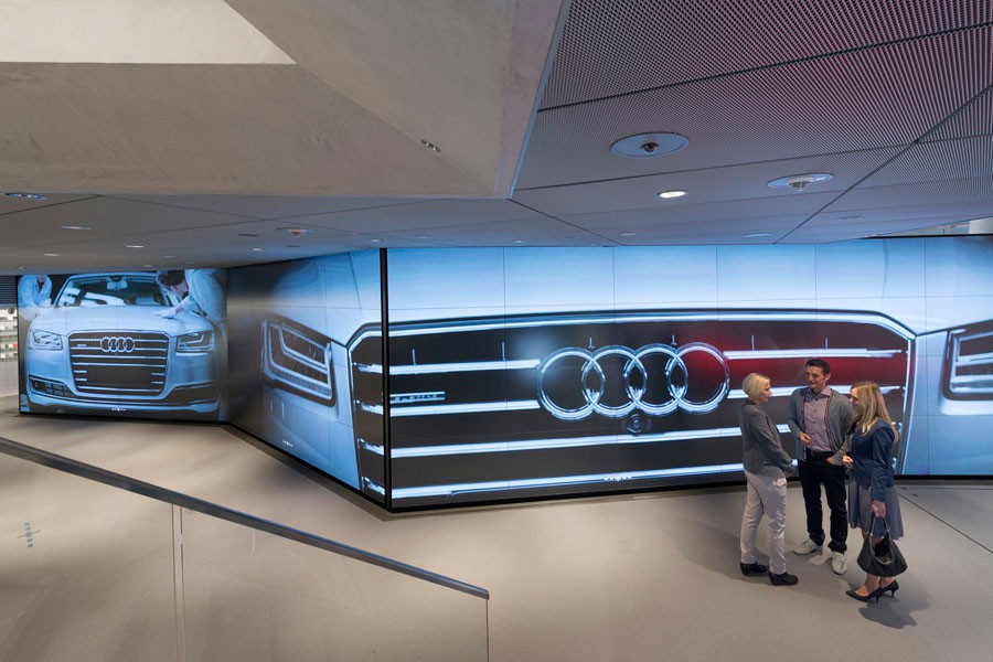 Η Audi ανοίγει high tech ψηφιακή έκθεση αυτοκινήτων στο Βερολίνο