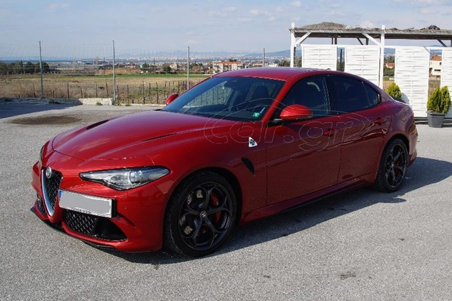 Κόκκινος συναγερμός: Alfa Romeo Giulia Quadrifoglio πωλείται στην Θεσσαλονίκη