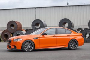 Μπρουτάλ BMW M5 με 830 PS και body kit από ανθρακόνημα