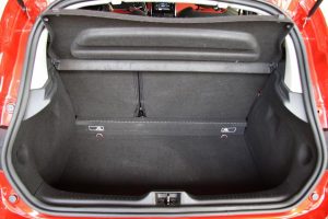 Συγκριτικό Renault Clio 1.5 dCi 90hp vs Opel Corsa 1.3 DTE 95hp