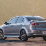 Ανανέωση για το Mitsubishi Lancer με αλλαγές μέσα - έξω