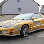 3.400.000 ευρώ πωλείται η πιο κιτς χρυσή Pontiac Trans-Am!