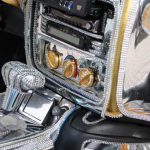 3.400.000 ευρώ πωλείται η πιο κιτς χρυσή Pontiac Trans-Am!