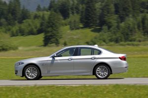 Διαθέσιμη η BMW 520i 1.6 TwinPower Turbo για την Ελλάδα