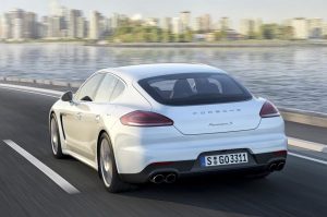 H ανανεωμένη Porsche Panamera
