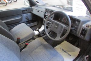 Volvo 340 του 1987 με μόλις 212 χιλιόμετρα στο κοντέρ!