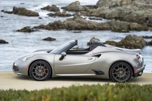 Alfa Romeo 4C με περισσότερο ανθρακόνημα και εξοπλισμό