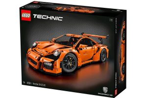 Στην χώρα μας η Porsche 911 GT3 RS της Lego σε απίστευτη τιμή… (+videos)