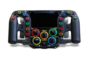 Το εντυπωσιακό τιμόνι – υπολογιστής της Porsche 919 Hybrid