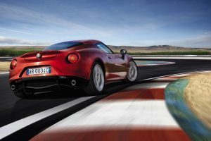 Alfa Romeo 4C: νέες φωτογραφίες και videos