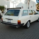 Αυτή τη Mercedes Σειρά 300 με V8 κινητήρα θα την ζηλέψετε!