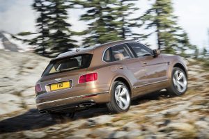 Η Bentley Bentayga αποκαλύπτεται και είναι η κορυφή των SUV
