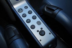 Πωλείται η μοναδική στον κόσμο μαύρη Maserati MC12