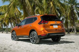 Ανανεωμένο Nissan Rogue (Χ-Trail) και υβριδικό 176 ίππων