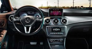 Οι πρώτες φωτογραφίες της νέας Mercedes CLA