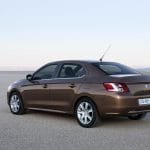 Νέο μικρομεσαίο σεντάν Peugeot 301