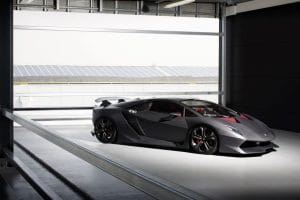 Η Lamborghini Sesto Elemento στην παραγωγή