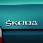 Νέα λογότυπα για τα Skoda Fabia και Roomster