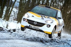 Το αγωνιστικό Opel ADAM R2 έτοιμο να τρέξει