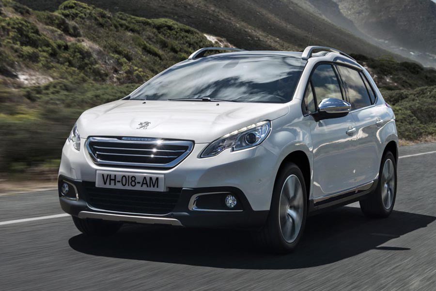 Το Peugeot 2008 με νέο 1.2 turbo κινητήρα