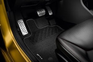 Νέο Renault Clio R.S επιδόσεις και τεχνικά χαρακτηριστικά