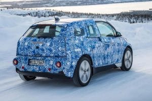 Επίσημες φωτογραφίες της BMW i3 με καμουφλάζ