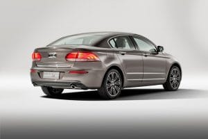 Νέο χάτσμπακ Qoros 3 Cross Hybrid Concept