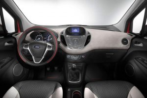 Νέο μικρό Ford Tourneo Courier