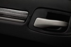 Chrysler 300C Limited Edition by John Varvatos