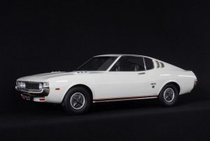 Απίστευτη συλλογή με μινιατούρες Toyota κλίμακας 1:5